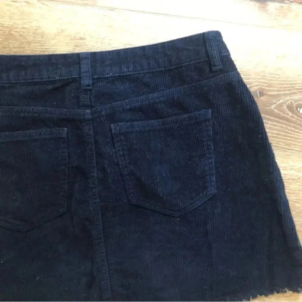 Indigo Reign Navy Raw Edge Button Up Corduroy Skirt Size 5 GUC